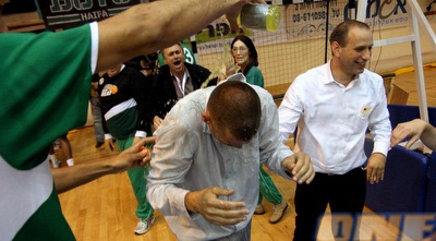 מיקי גורקה מאושר (יניב גונן) מיקי גורקה מאושר (יניב גונן)