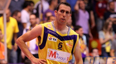 מורן רוט מתוסכל (שי לוי) מורן רוט מתוסכל (שי לוי)