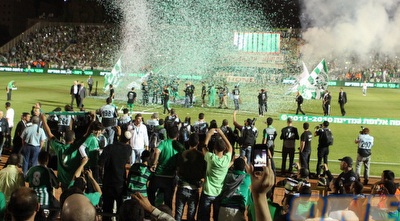 חיפה חוגגת אליפות (עמית מצפה)