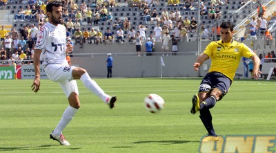 רוני גפני מול ניר נחום (יניב גונן)