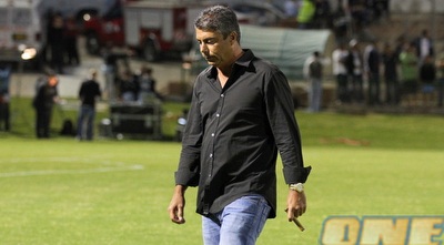 פרוספר אזגי: &qout; (שי לוי)