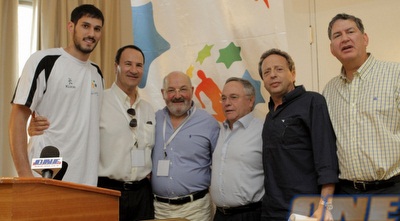 משתתפי הטקס (יוסי ציפקיס)