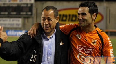 אביב חדד עם חזי מגן. 