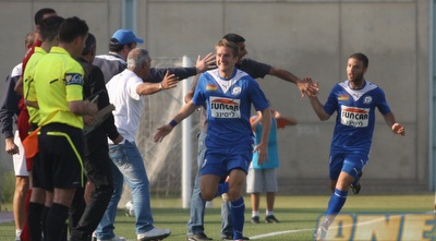 גל ספיר חוגג (יניב גונן)