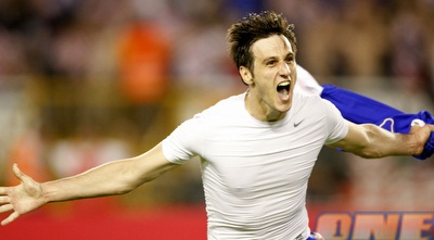 ניקולה קאליניץ´. כבש את שער הניצחון (רויטרס) ניקולה קאליניץ´. כבש את שער הניצחון (רויטרס)