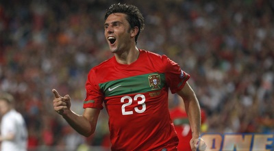 הלדר פושטיגה. עטלף חדש  (רויטרס)