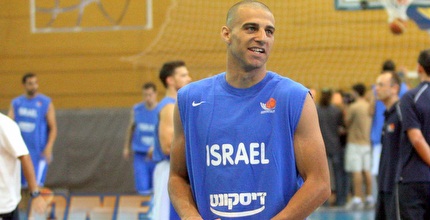 לימונד. יישר את ההדורים עם שיבק (יניב גונן)