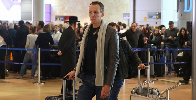עודד קטש (שחר גרוס)