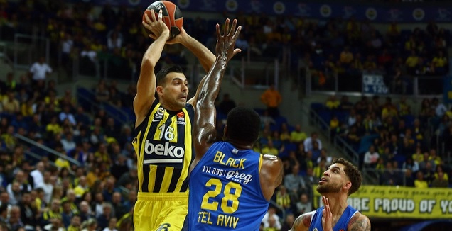 קוסטאס סלוקאס מול טאריק בלאק (EUROLEAGUE) (מערכת ONE)