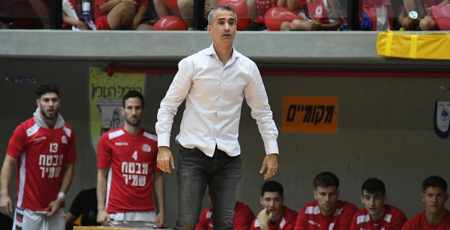 אבישי גורדון (עמרי שטיין)