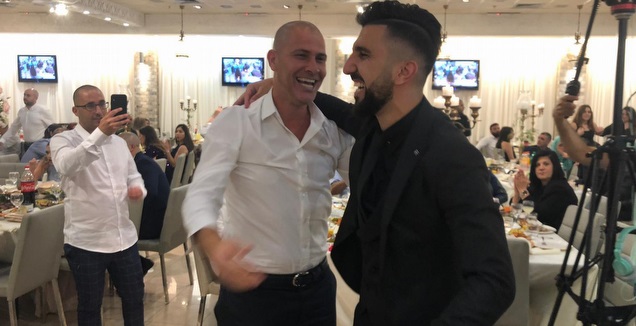 אבי נמני רוקד עם מונס דאבור (מערכת ONE)