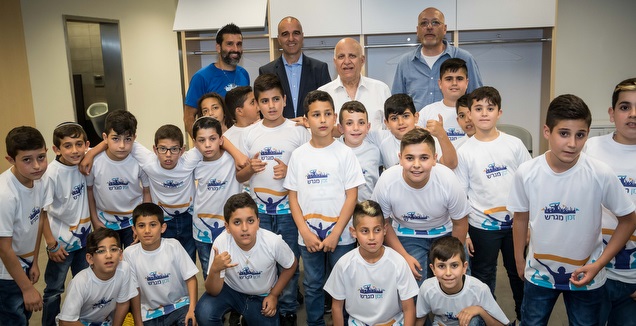 ארז כלפון יחד עם יו