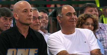 הבעלים של רעננה. רוצים לתקוע יתד (רועי גלדסטון)