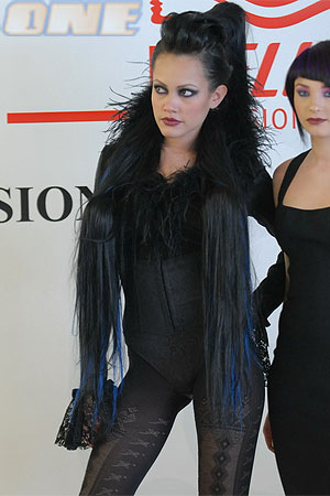 שנת 2007 - ההצעות לעבודה מתחילות לזרום