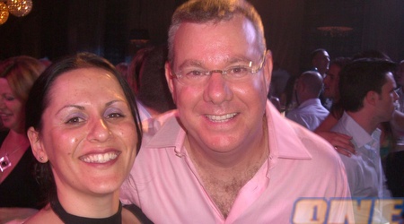 העיתונאי חגי סגל ורעייתו, נהנו בטירוף