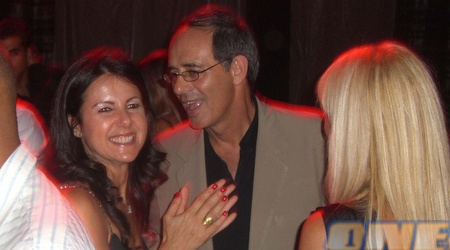 נציג יחיד מעולם הכדורגל, אריאל שיימן ואשתו