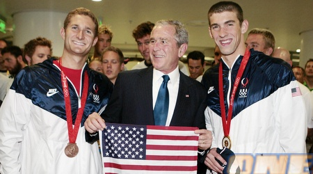 מייקל פלפס עם נשיא ארה"ב בבייג'ין (gettyimages) 
