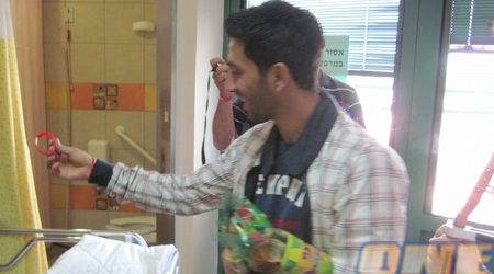 שחקני ב"ש בבית החולים (יגאל ברמן)