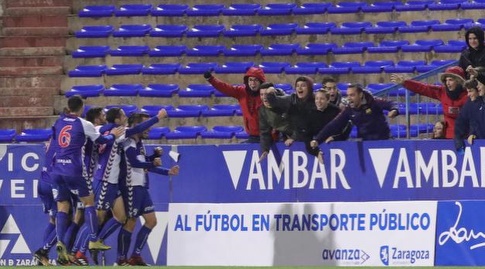 שחקני אברו חוגגים (La Liga)
