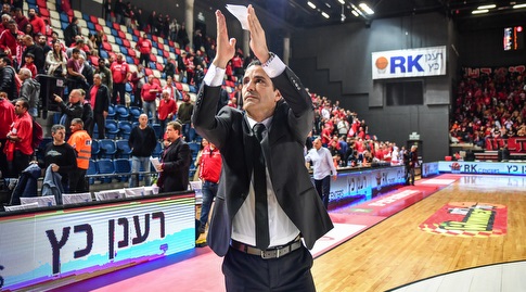 ספרופולוס חוגג (חגי מיכאלי)