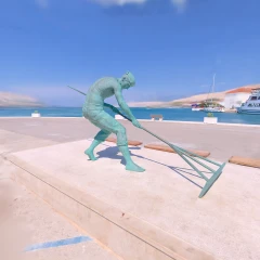Solar_Statue-Pag