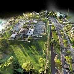 ALA MOANA BEACH PARK & TENNIS COURT