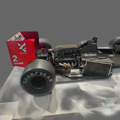 MP4/5 monocoque