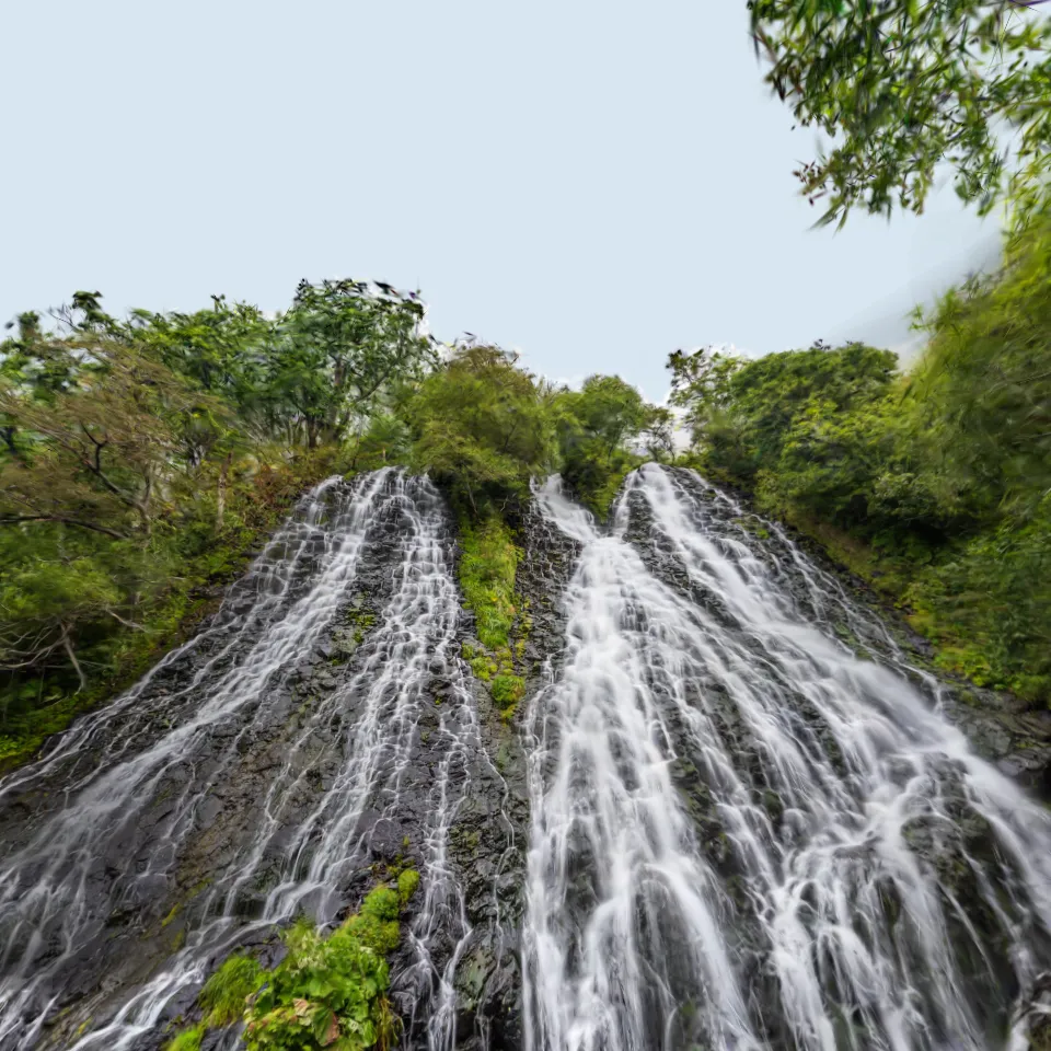 オシンコシンの滝(Oshinkoshin Waterfall)