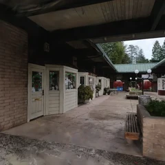 Scotts Valley Storefront Alley