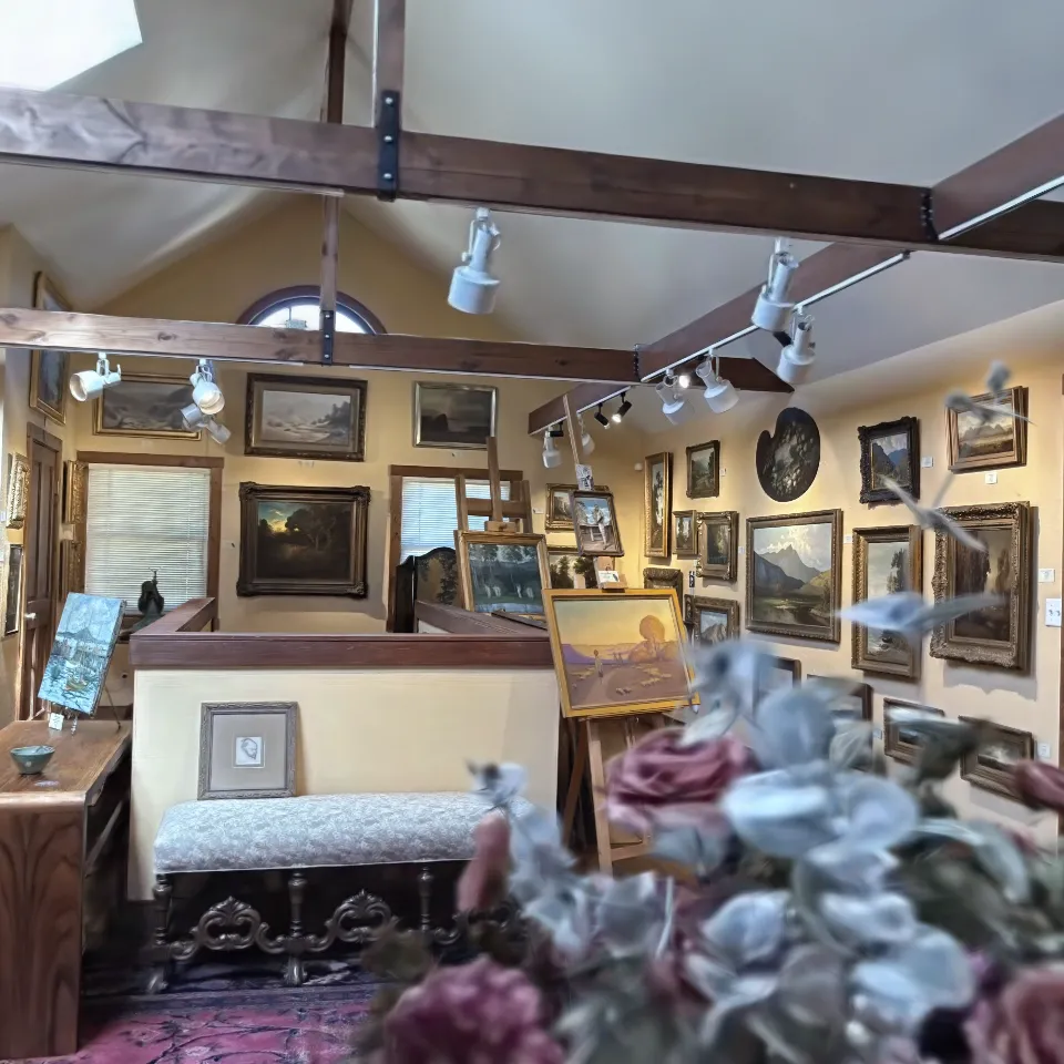 Christopher Queen Gallery