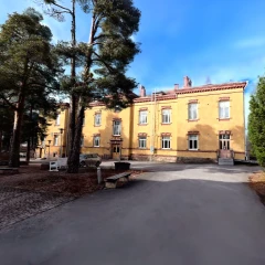 Exterior - 360 Gaussian Pro - Insta360 X5