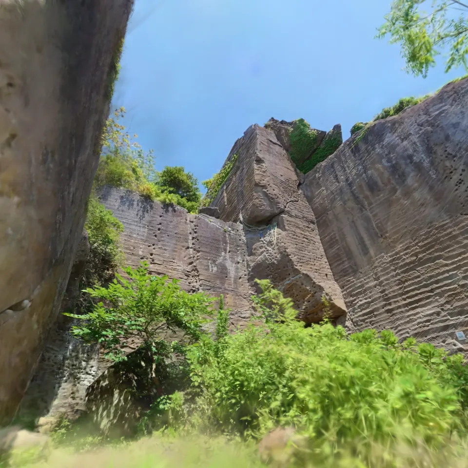 Abandoned Quarry (DJI Osmo 360 Test Shot) 