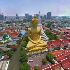 Wat Paknam Bhasicaroen