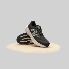 New Balance 880