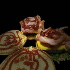 Baconburger with detailed info