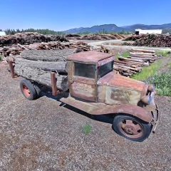 Vaagen Bros lumber truck, Usk WA (XGRIDS PortalCam)