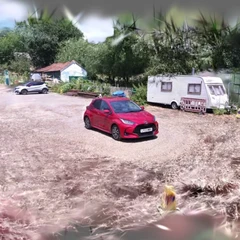 Yaris at Horsenden Hill - exterior