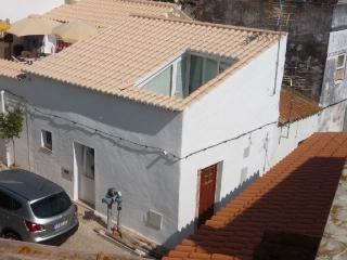 For Sale: Farm/townhouse In West Algarve, Portugal.