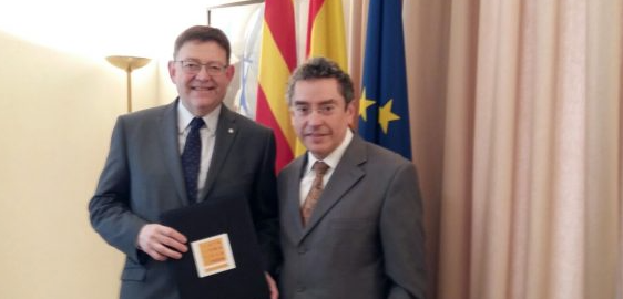 Una imatge de la reunió (fotografia: Plataforma per la Llengua).