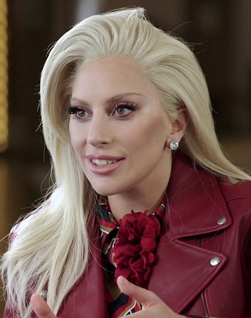Lady Gaga bisexual