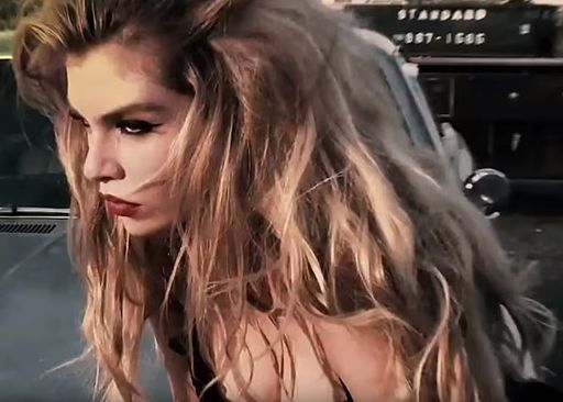 lesbiana-bisexual-stella-maxwell