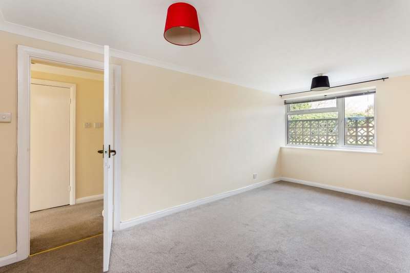 Properties to Rent in Reigate, Pilgrims Way Reigate Surrey