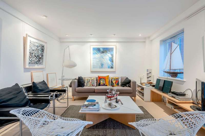 Property for Sale in Neptune Square, Ipswich, Suffolk, Ip4