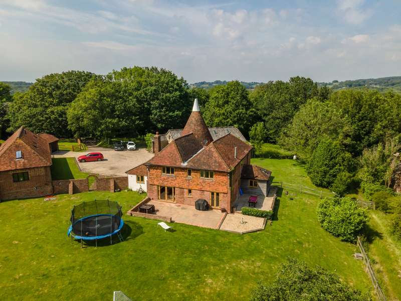 Property for Sale in Ringletts Farm, Whatlington Road, Battle, East