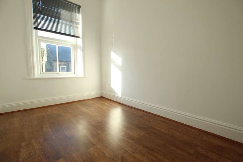 Property to rent in Zoar Street Morley, Ls27