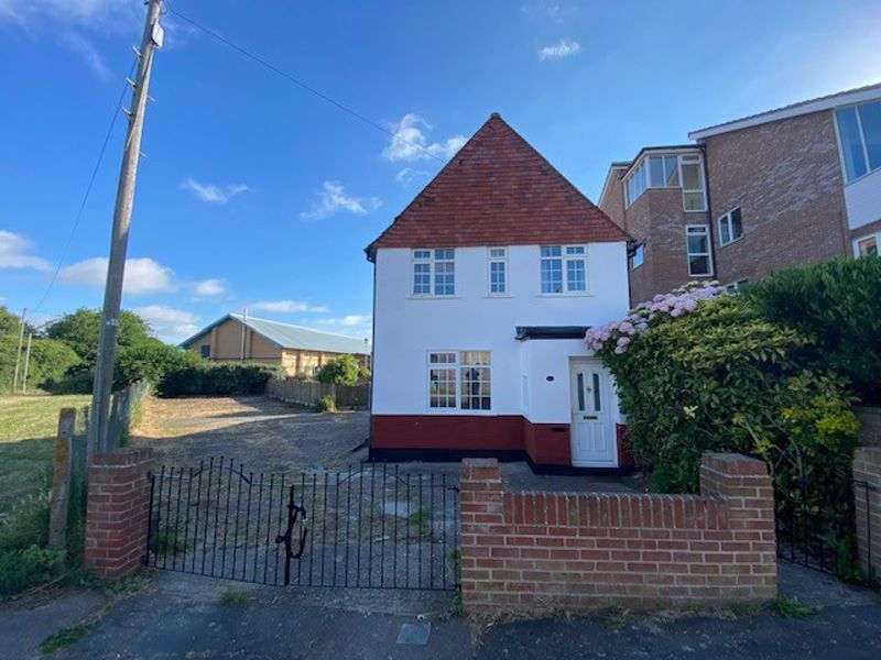 Properties for Sale in Walton On The Naze, Walton On The Naze Essex