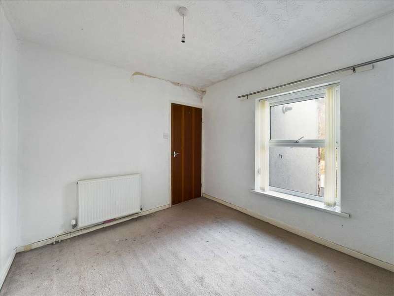 Property for Sale in Ffordd Glandwr, Llangefni, Ll77