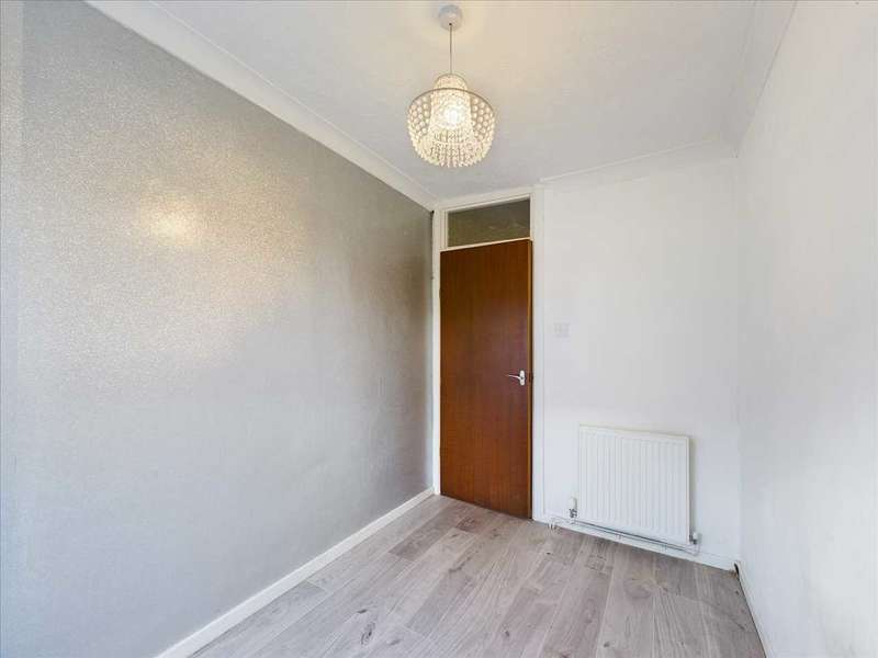 Property for Sale in Ffordd Glandwr, Llangefni, Ll77