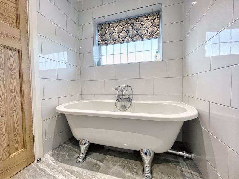 Property for Sale in Newbridge Gardens, Bridgend, Cf31