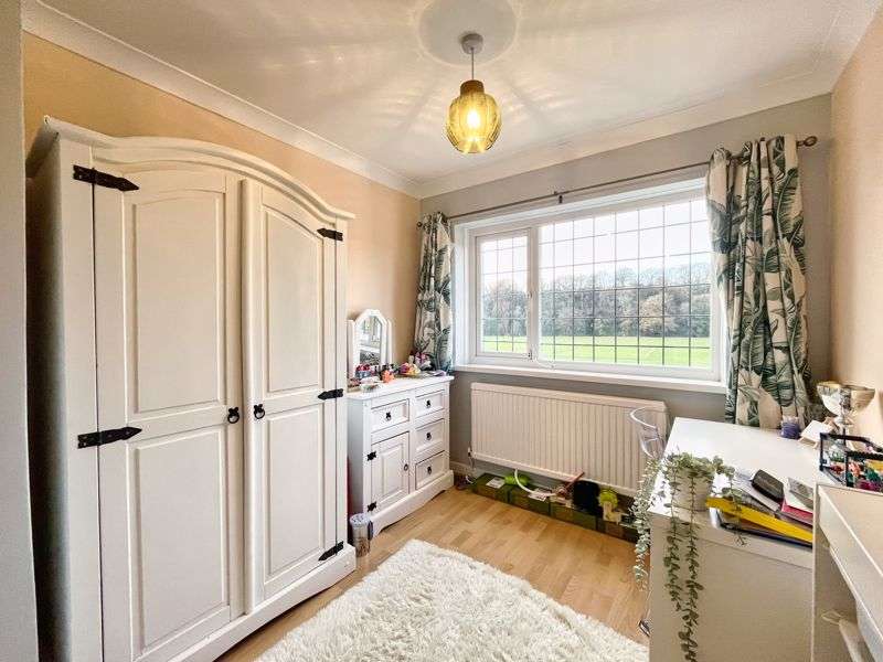 Property for Sale in Newbridge Gardens, Bridgend, Cf31